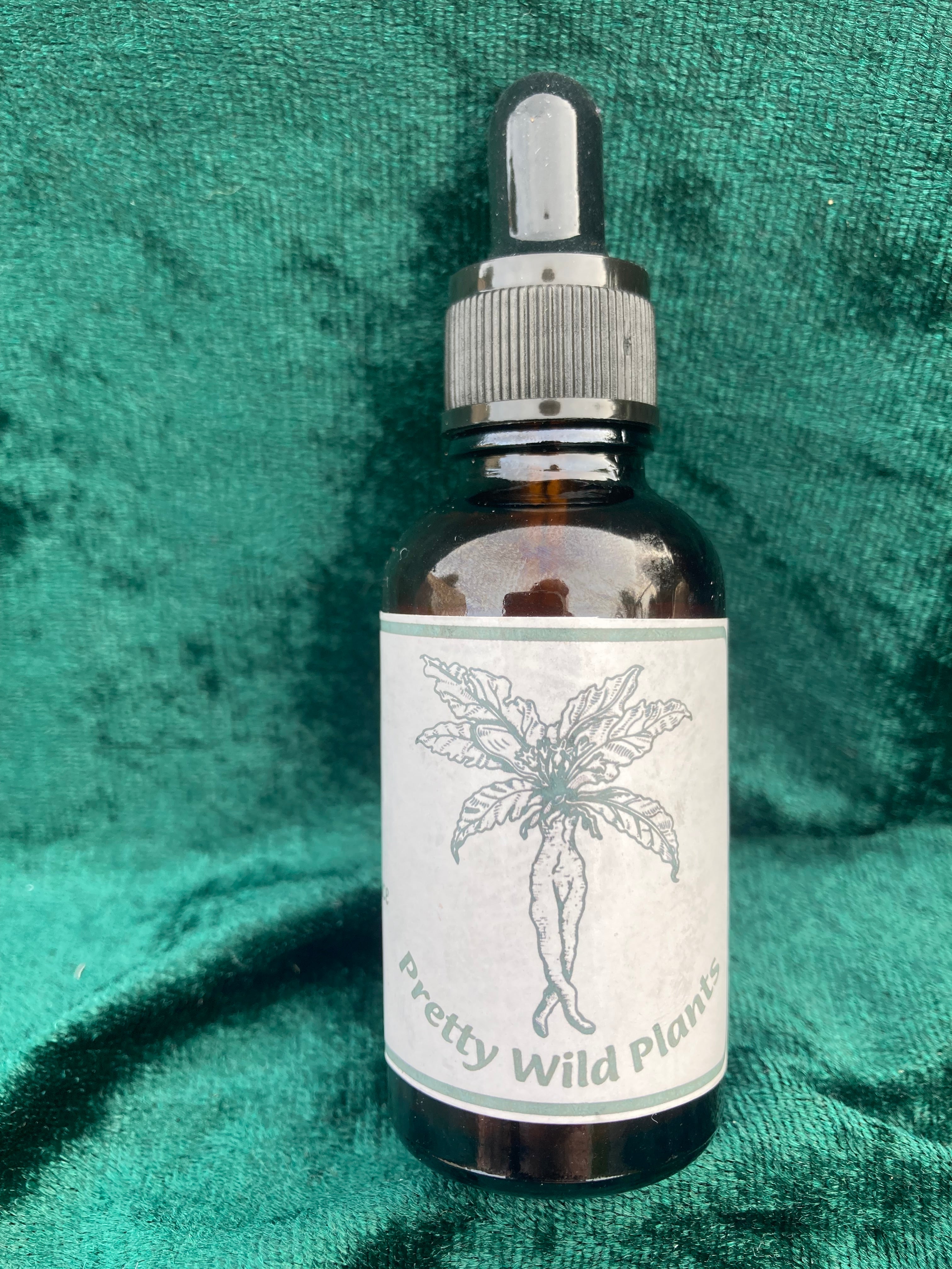 Handcrafted Hawthorn Tincture – made with Flowers, Leaves & Berries